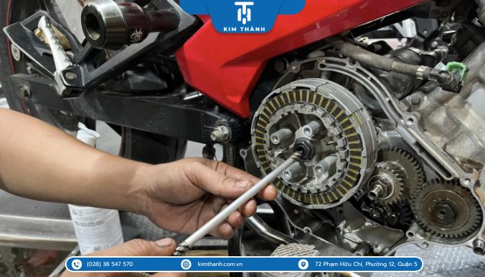 Những điểm nhận biết xe Exciter bị cháy bố, tuột nồi