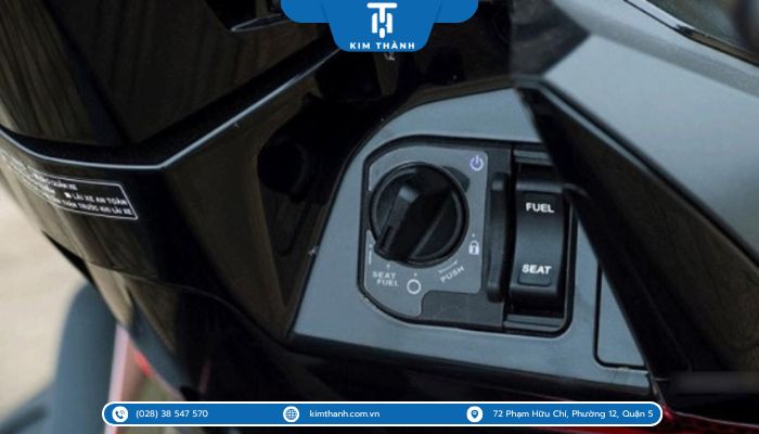 Cách mở cốp xe Air Blade khi hết bình đời mới