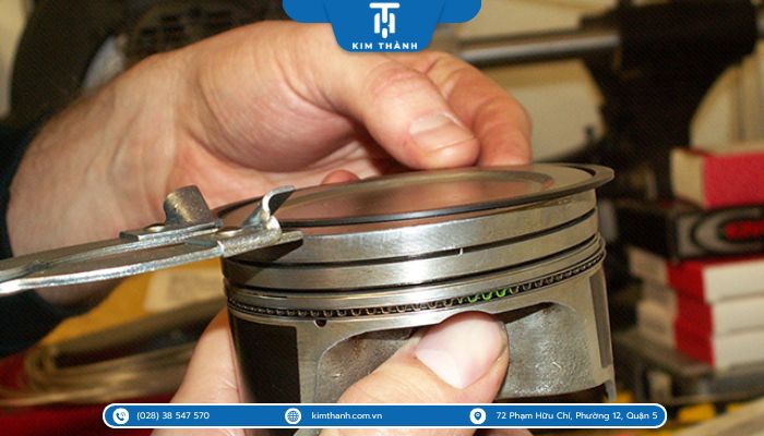 Xe máy bị hở bạc là gì