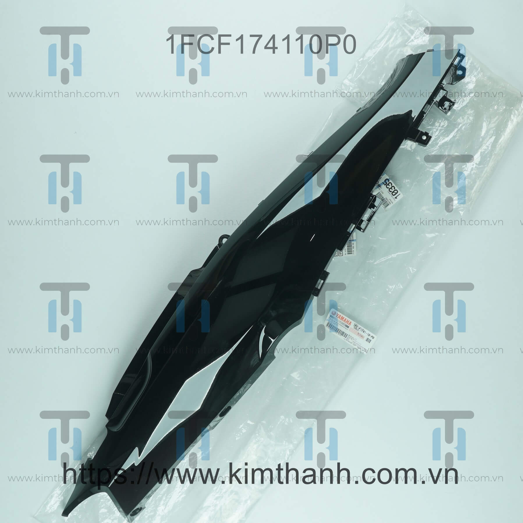 Ốp sườn đen phải Sirius phun xăng Fi 2014 đời sau