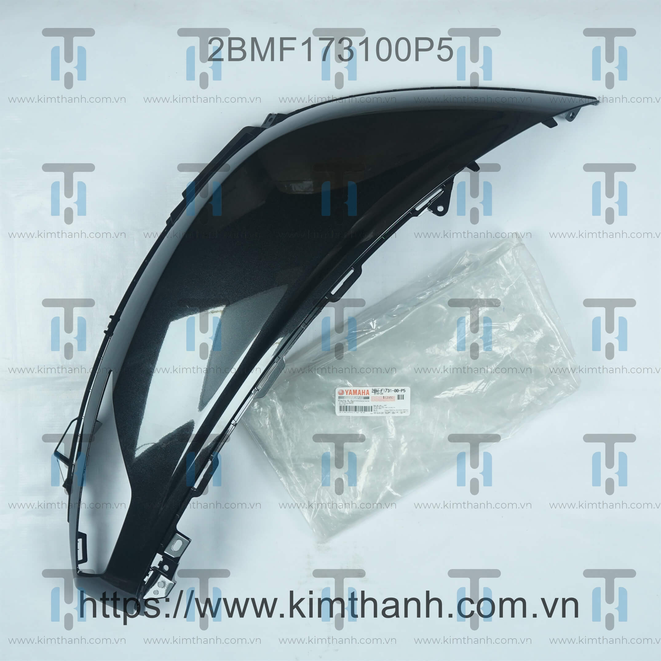 Ốp sườn xám phải Nozza Grande 2015