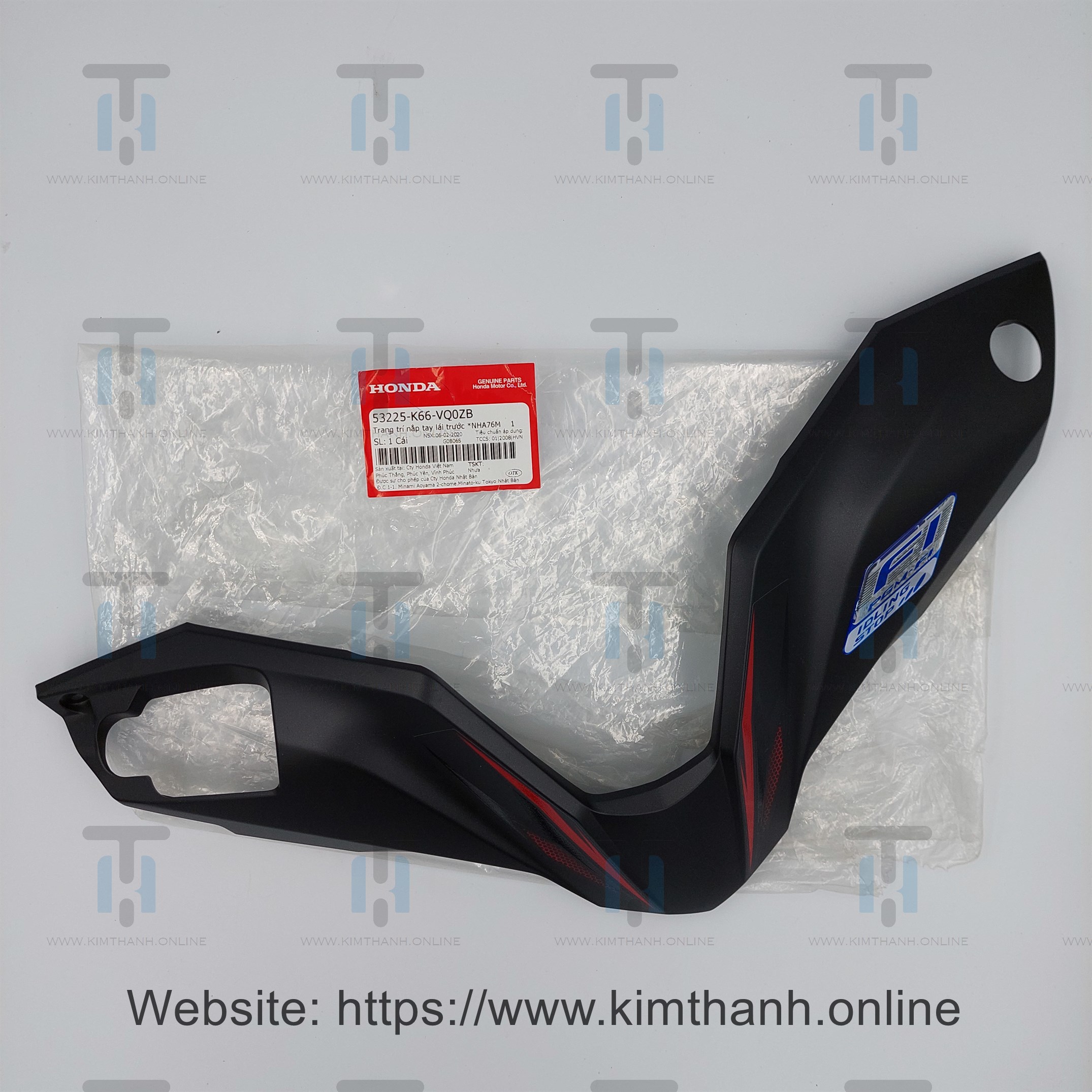 Ốp nắp tay lái chữ U cho xe Air Blade 2016 màu đen mờ tem đỏ 2019