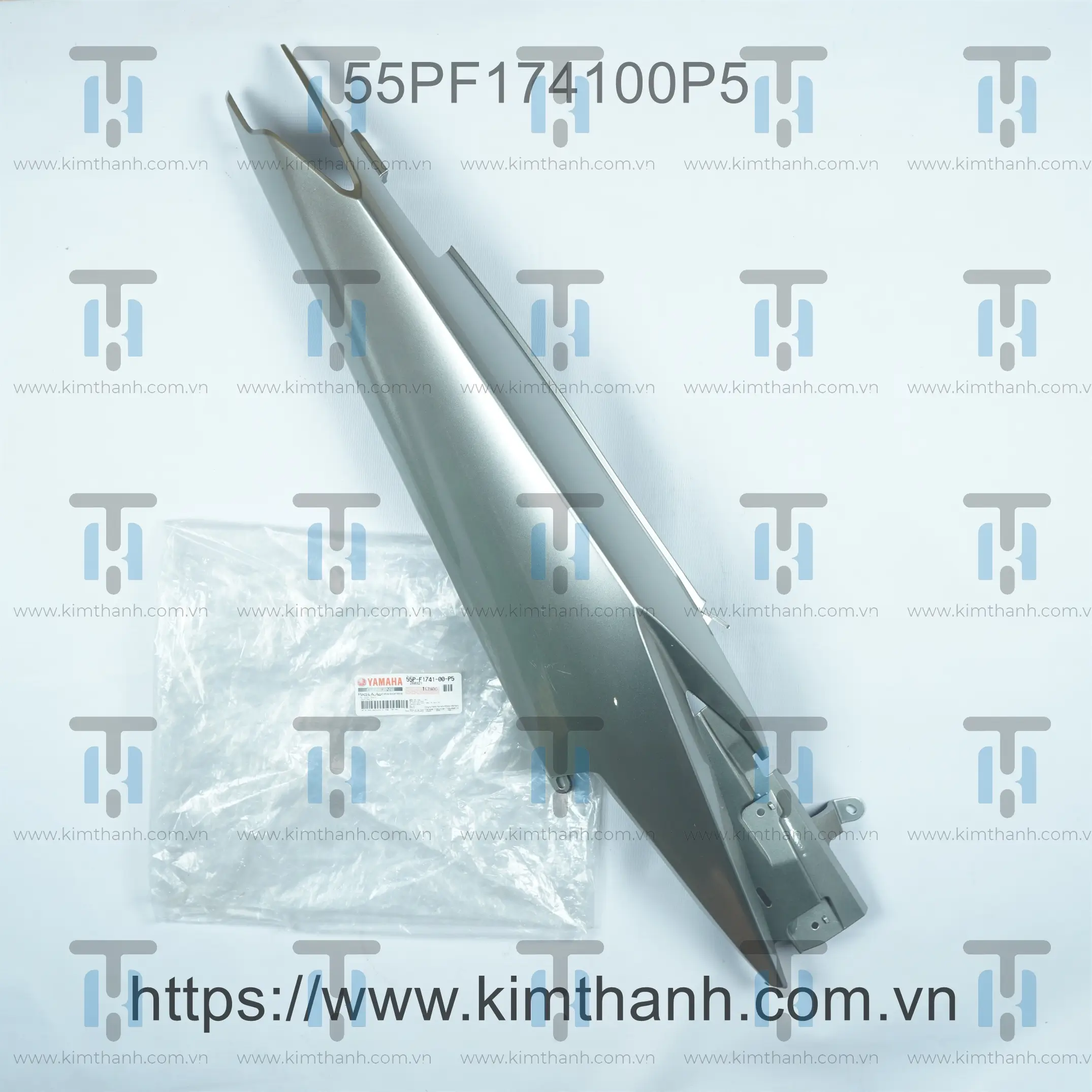 Ốp sườn bạc phải Exciter 2011 135cc 5 số