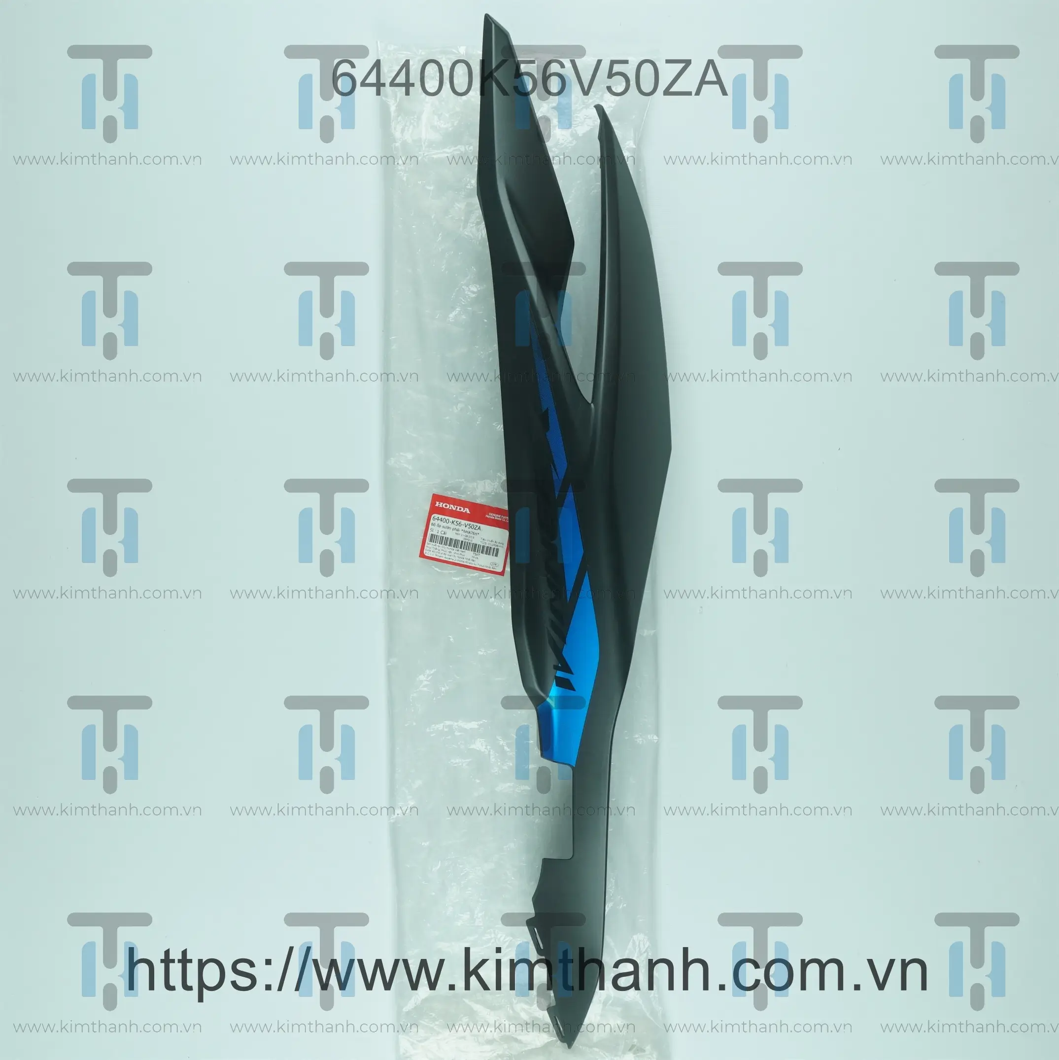 Ốp sườn trên đen mờ phải tem xanh Winner 2019 V2