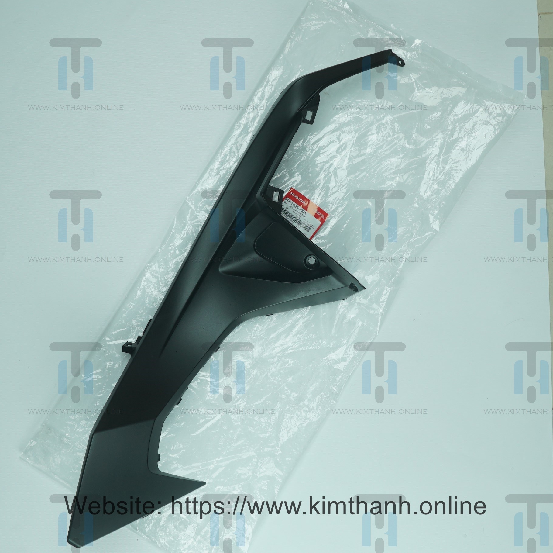 Ốp hông yếm bên phải Air Blade 2016 màu đen mờ