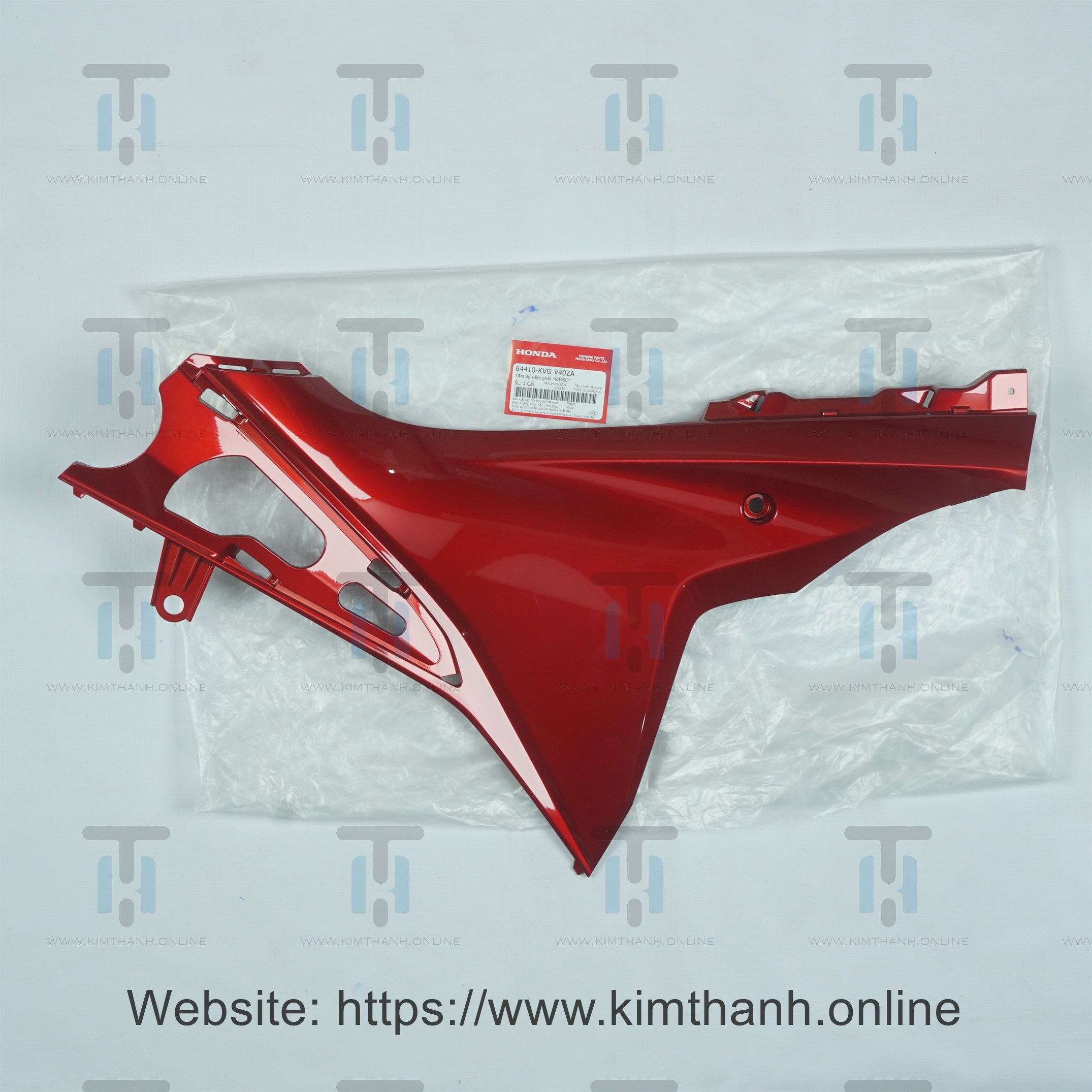 Cốp đỏ phải Air Blade 2011 2012 đầu bò