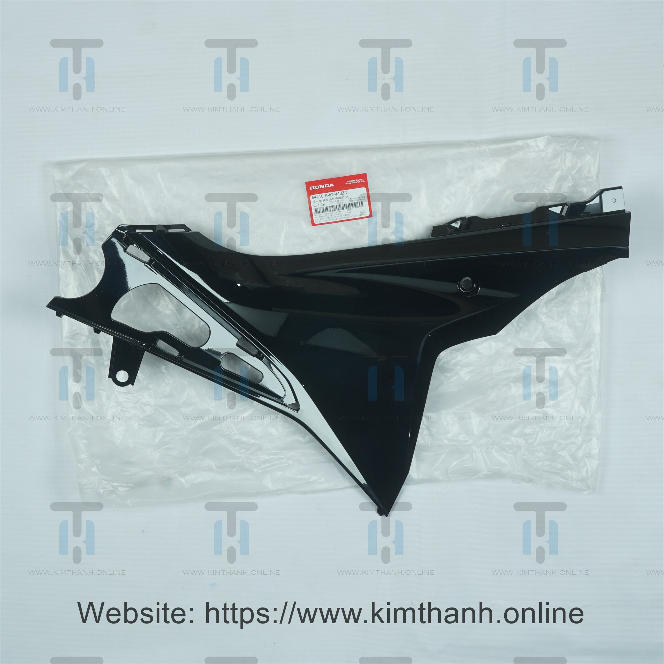 Cốp đen phải Air Blade 2011 2012 đầu bò