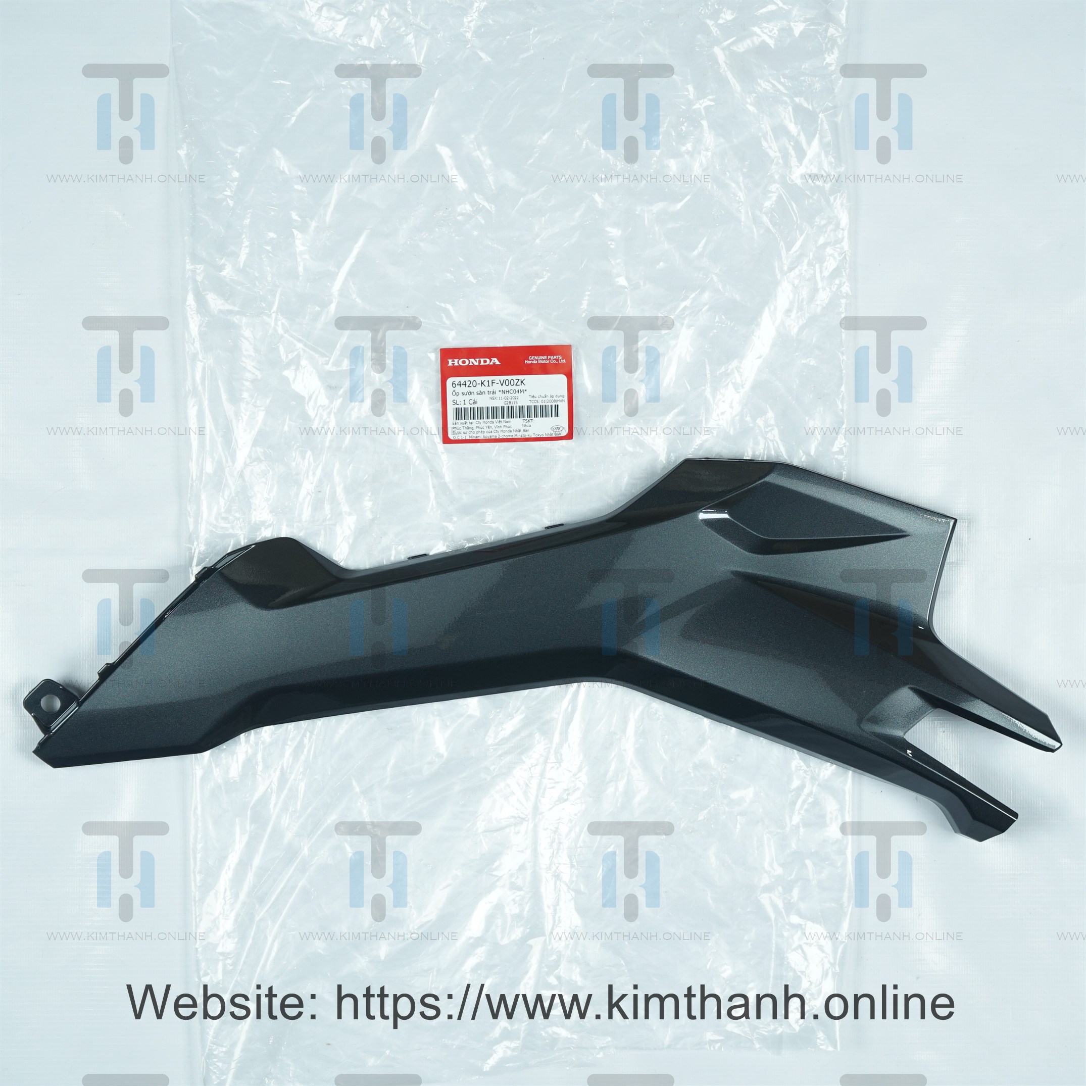 Ốp hông yếm bên trái màu xám lợt xe Air Blade 2020