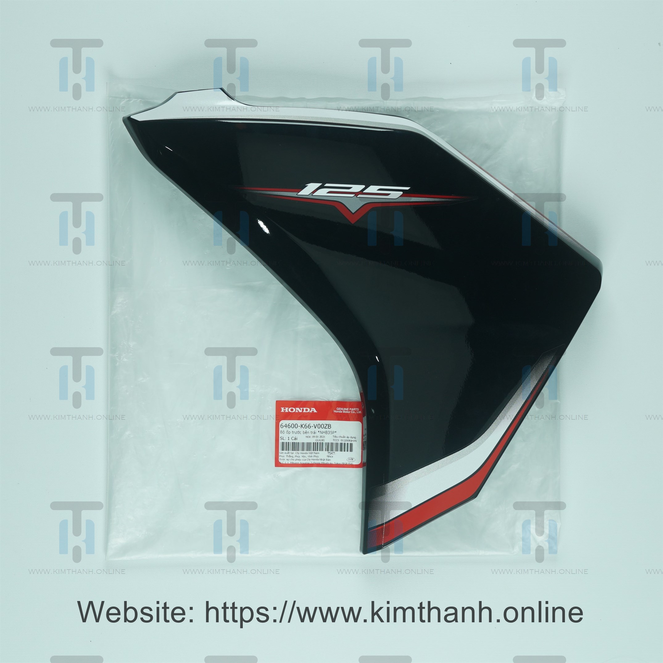Bững/Cánh yếm đen bóng trái tem trắng Air Blade 2016 - 2019 đèn LED