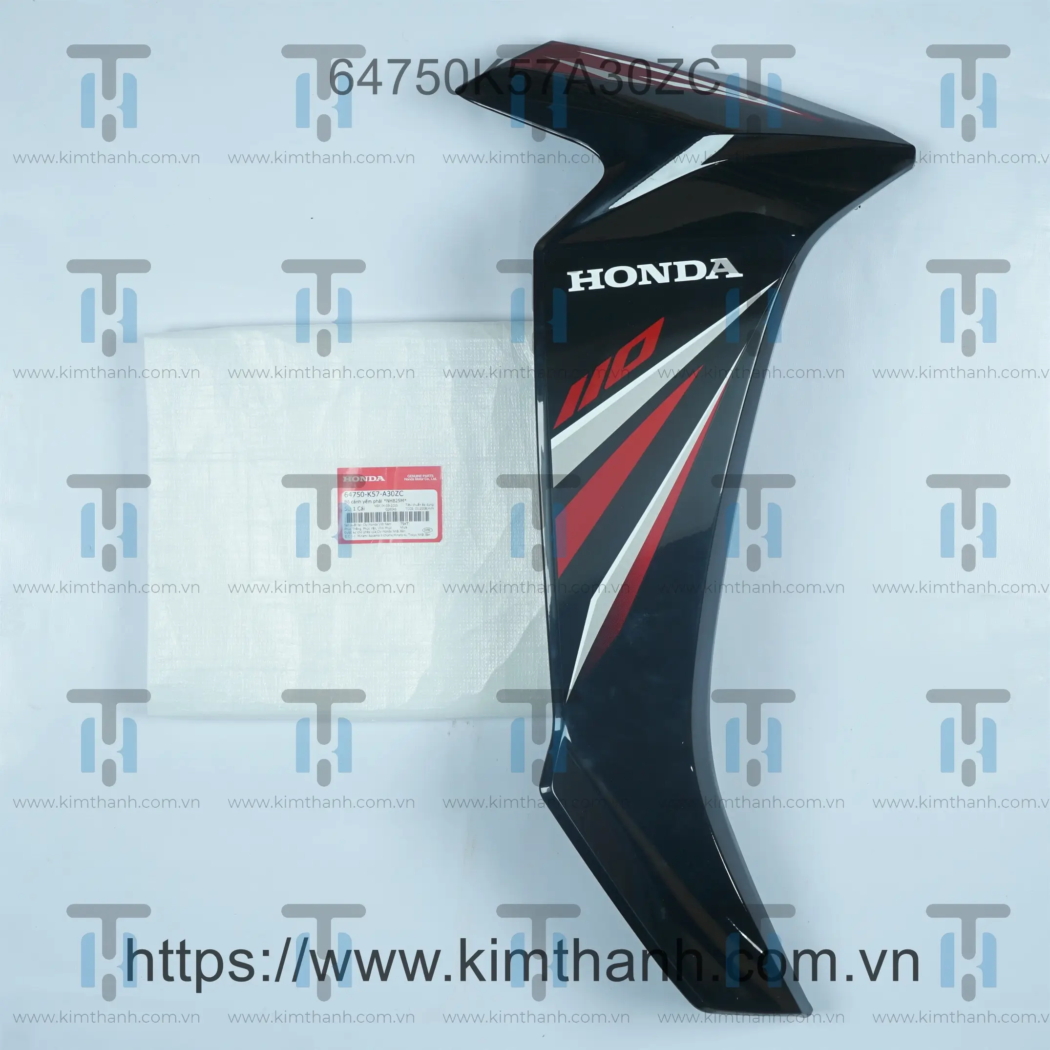 Bững ngoài đen phải tem đỏ xám 2018 Wave Blade 2017