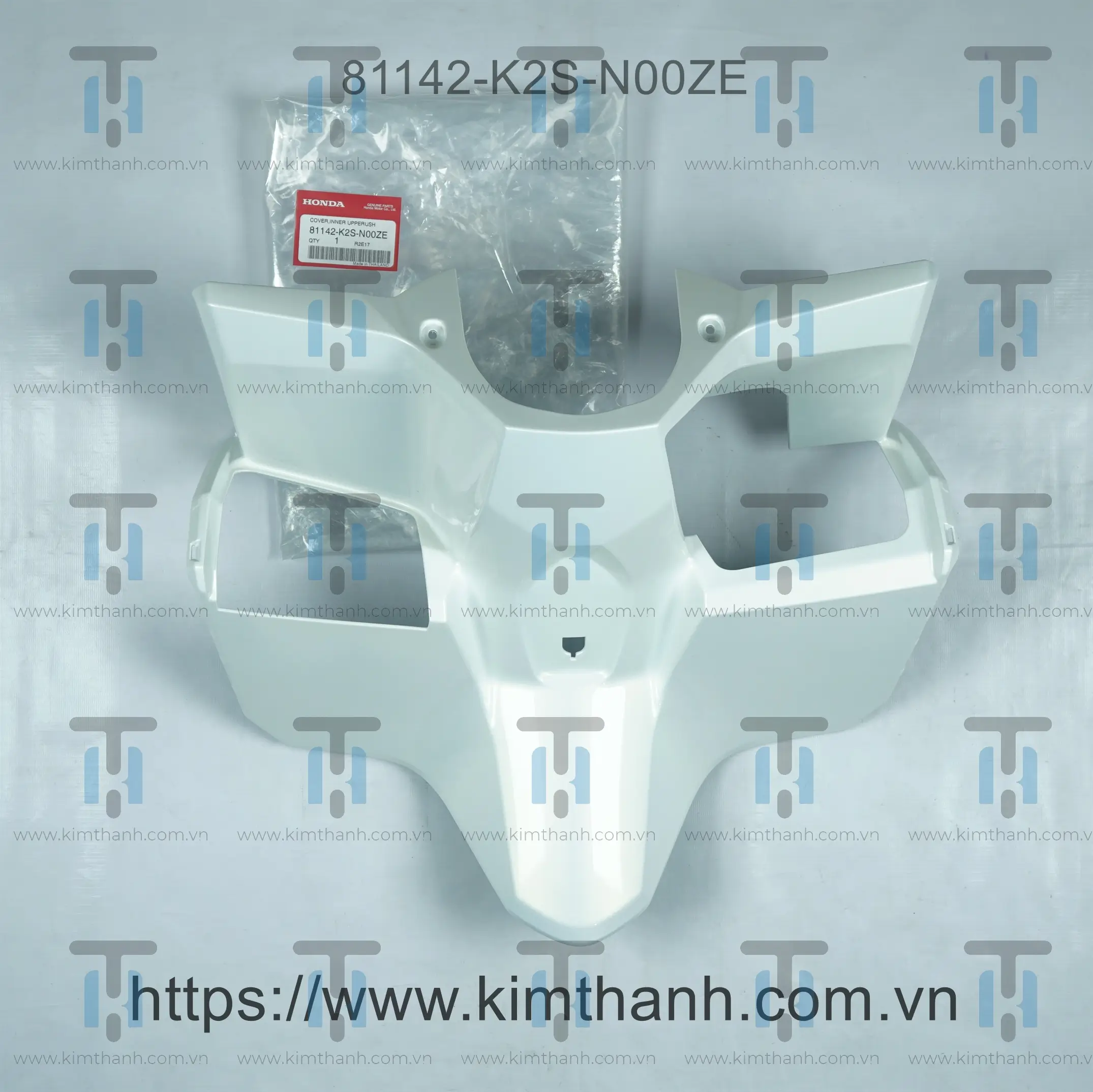 Cốp trên trắng xà cừ Click Honda Thái 2022 - 2024