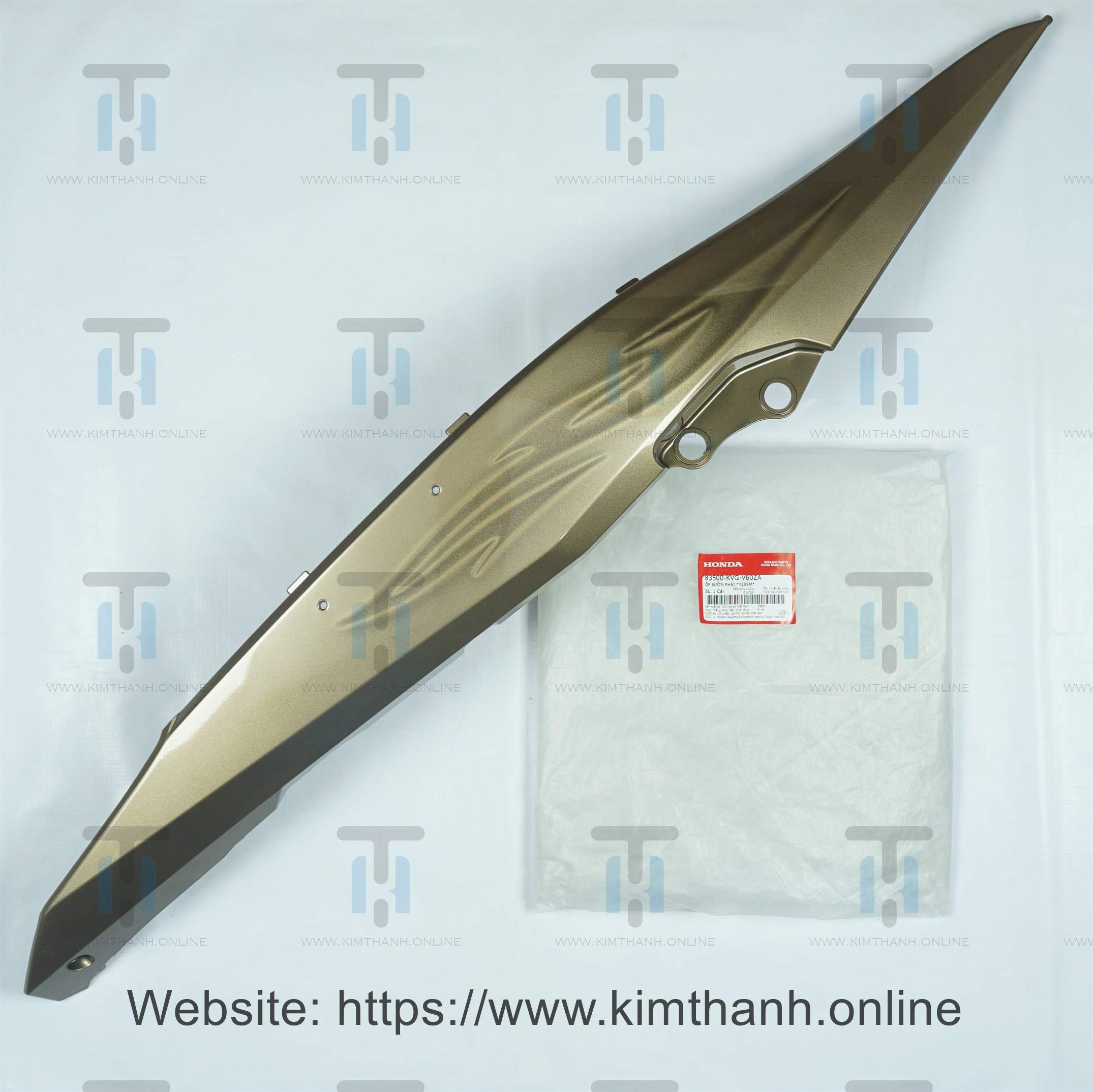 Ốp sườn dưới đồng hoa văn phải Air Blade 2011 2012 đầu bò