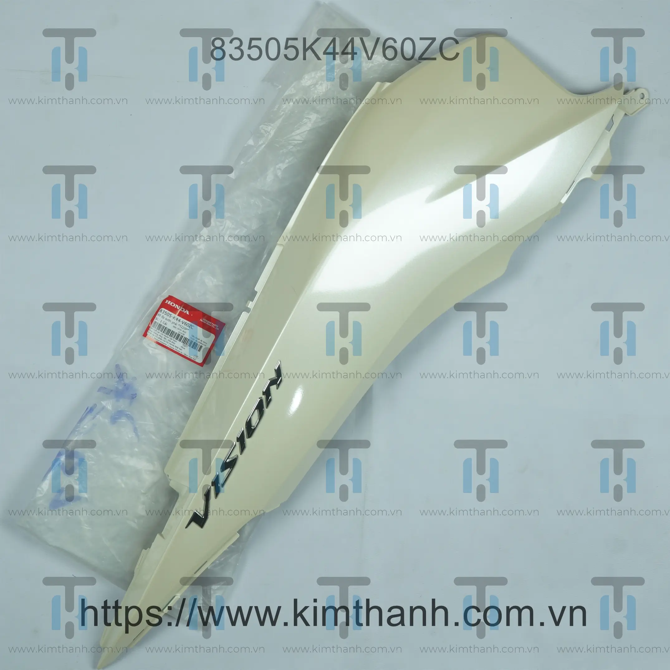 Ốp sườn kem phải tem xi Vision 2015