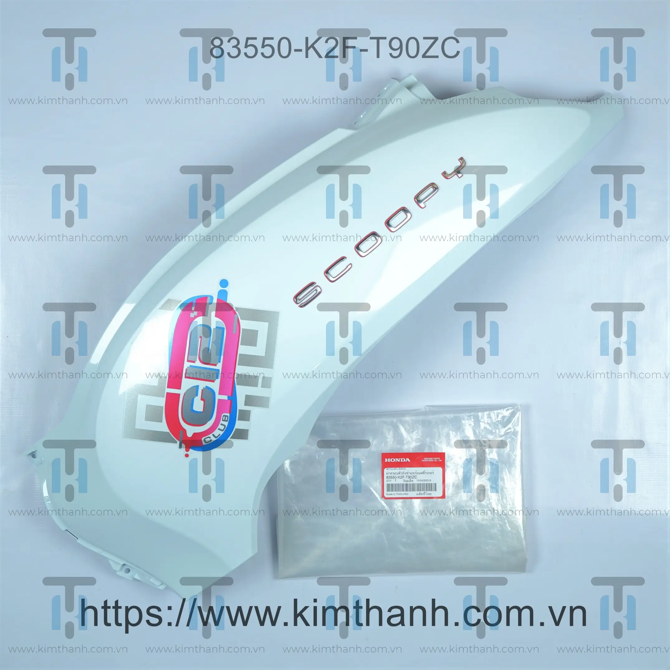 Ốp sườn Thái Lan trắng xanh trái tem C12 - 2023 Scoopy 2021 - đời sau