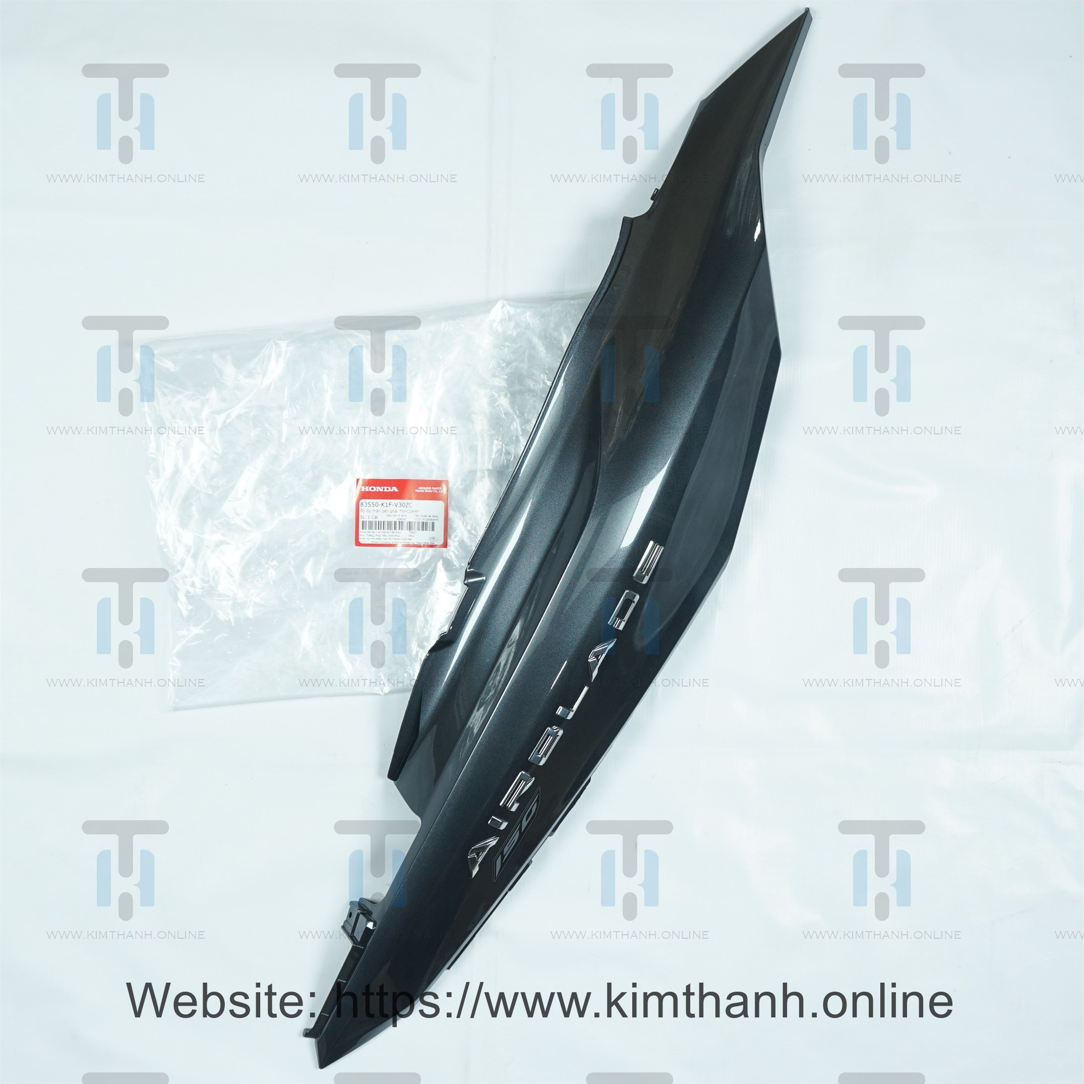 Ốp sườn 150 xám lợt phải tem xi 2021 Air Blade 2020 - 2021 đèn LED