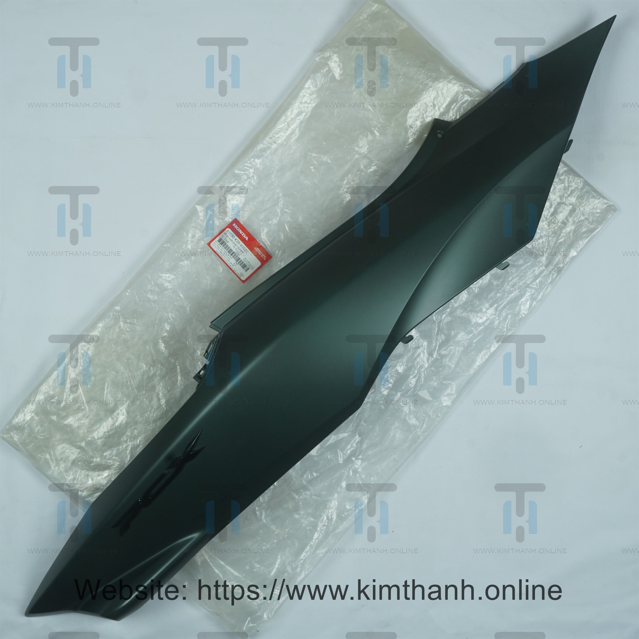 Ốp sườn lục mờ phải PCX 2015 - LED