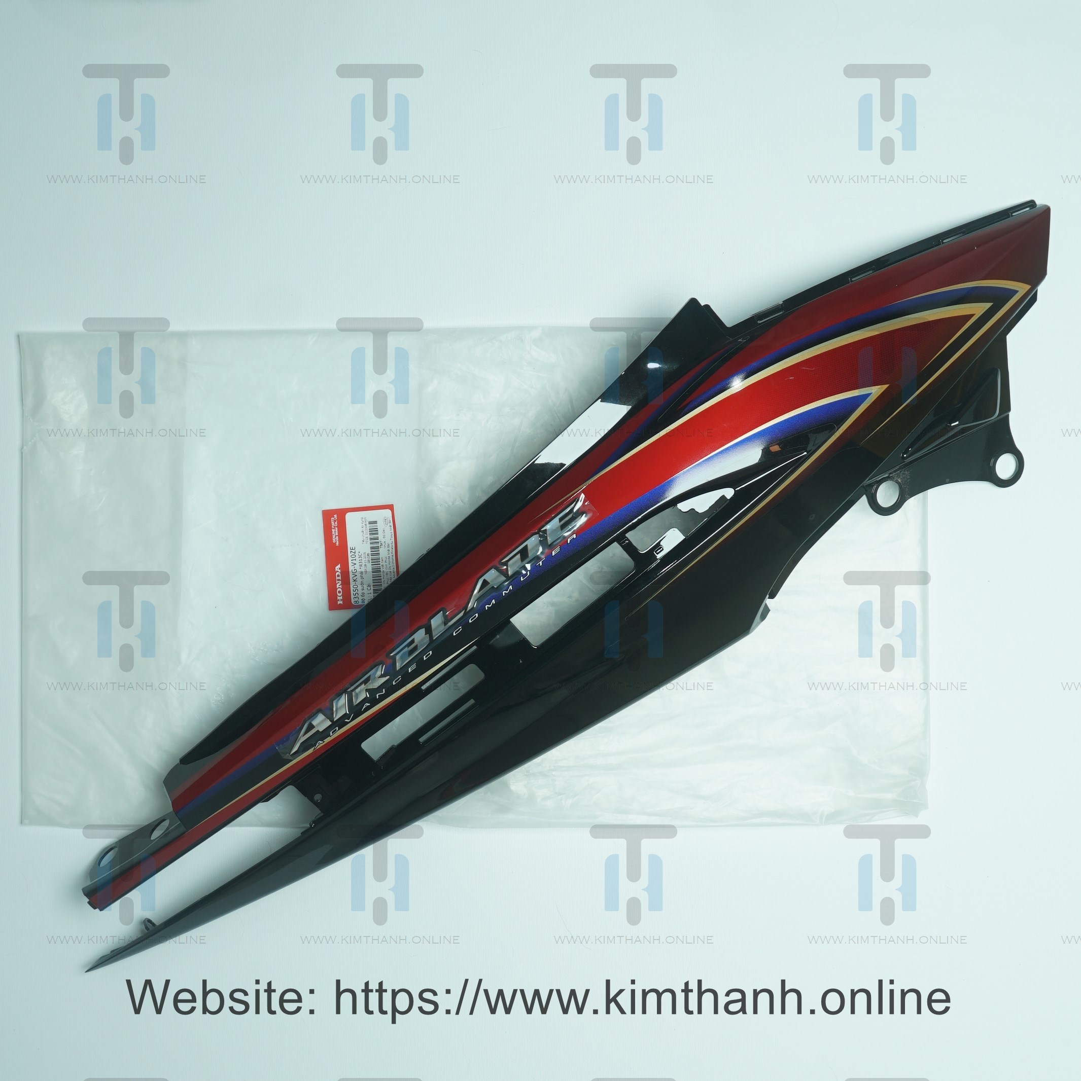 Ốp sườn Honda Việt đen phải tem đỏ 2008 Air Blade đời đầu