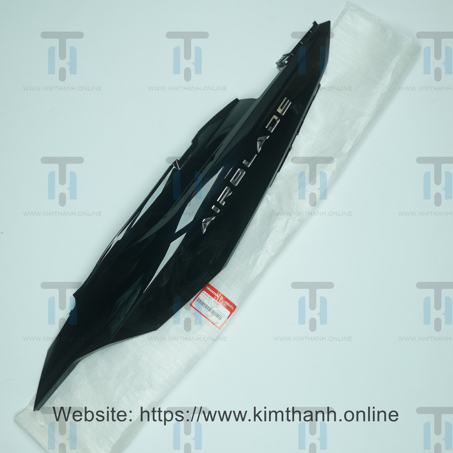 Ốp sườn 150 đen bóng trái tem trắng Air Blade 2020 - 2021 đèn LED