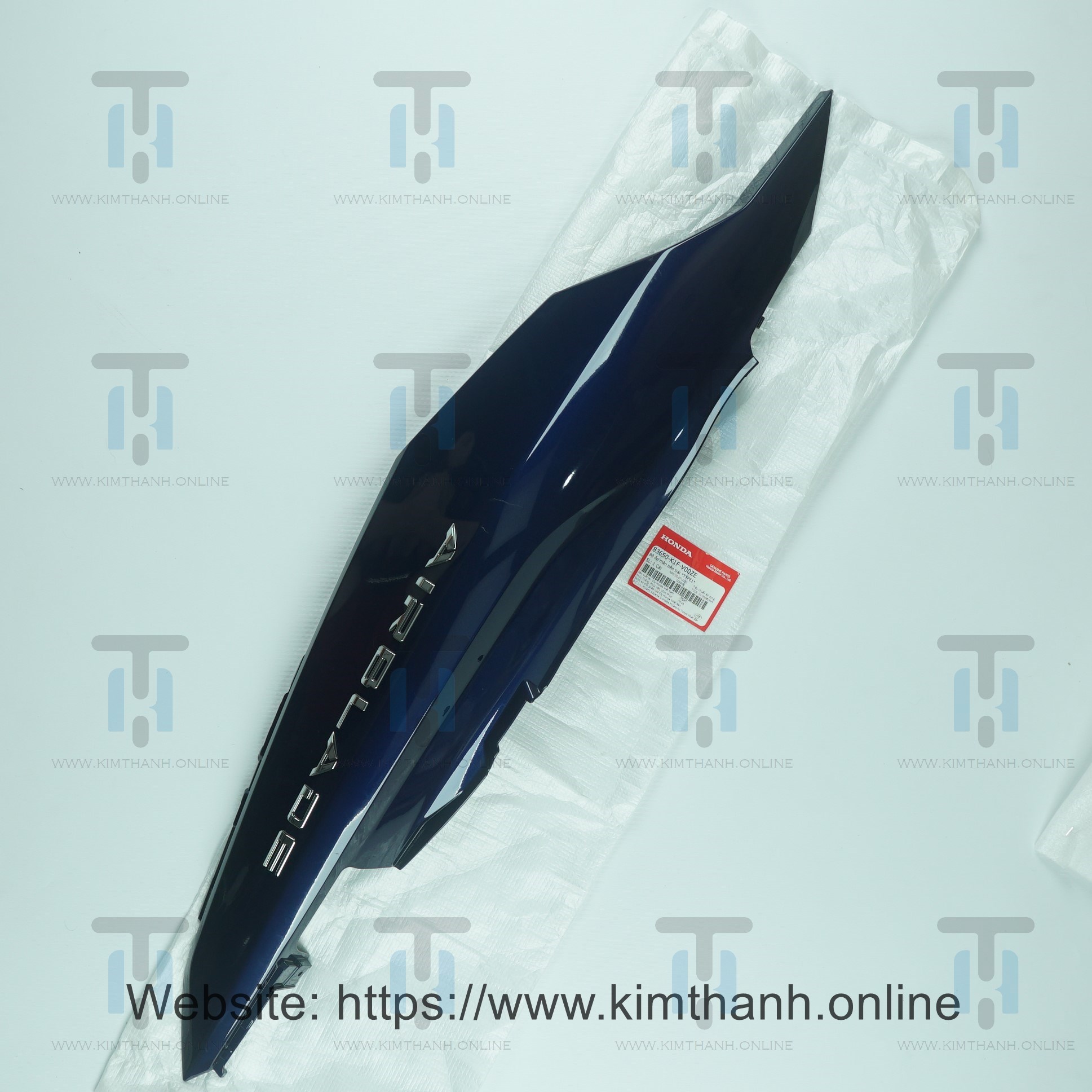 Ốp sườn 150 mực trái tem trắng Air Blade 2020 - 2021 đèn LED