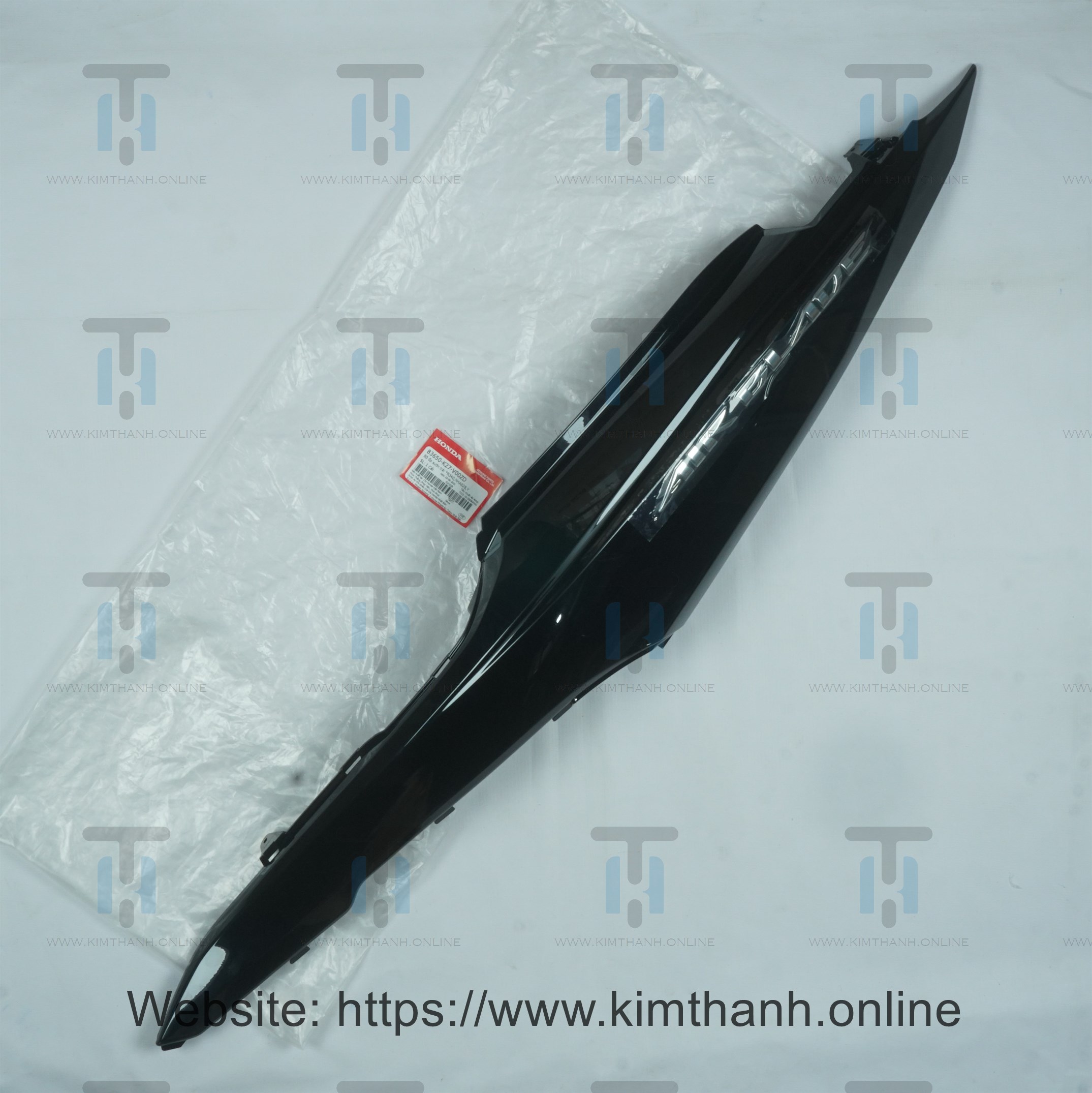 Ốp sườn đen trái tem nổi Air Blade 2013 - 2015 đèn cầu
