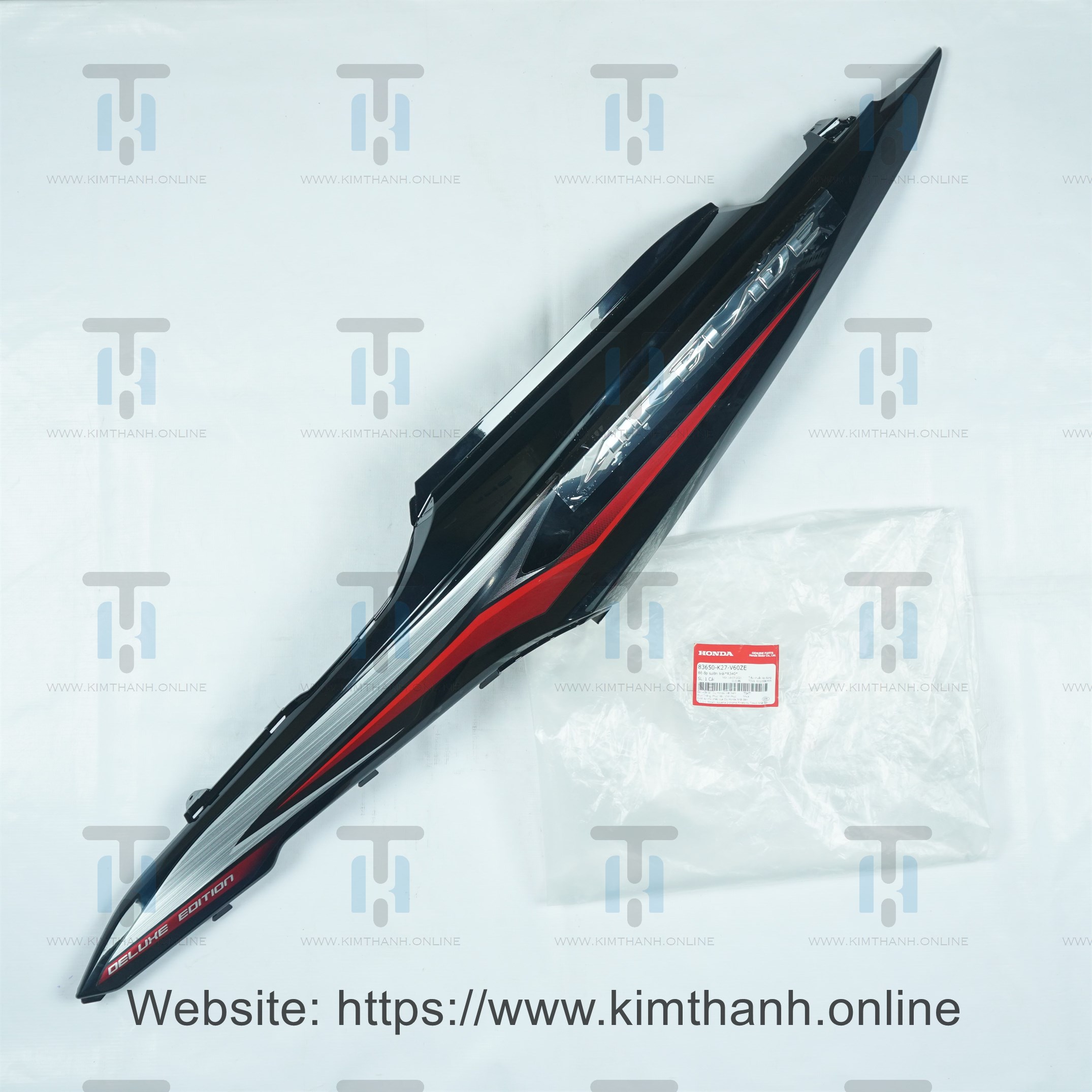 Ốp sườn đen trái tem đỏ 2014 Air Blade 2013 - 2015 đèn cầu