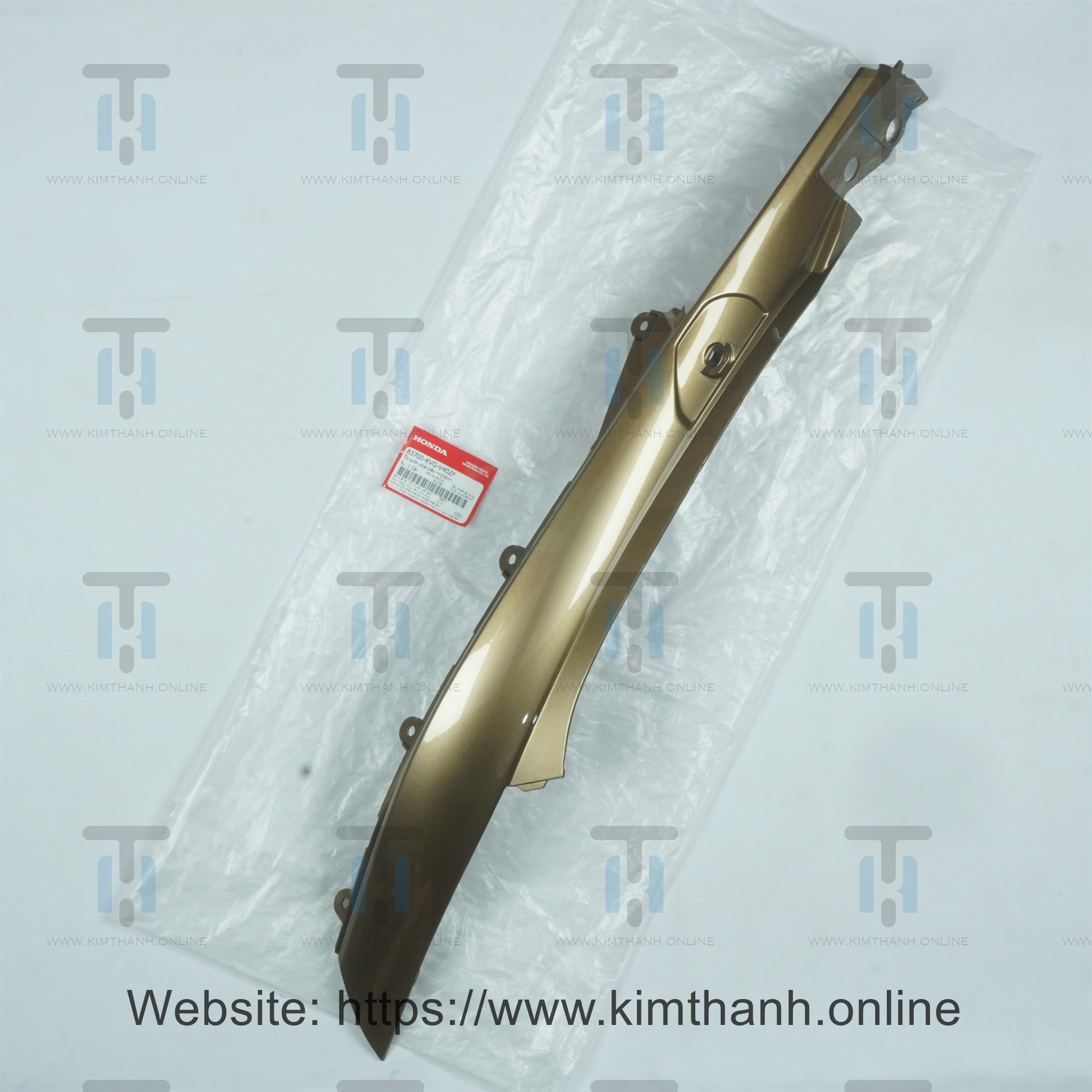 Ốp sườn trên đồng phải Air Blade 2011 2012 đầu bò