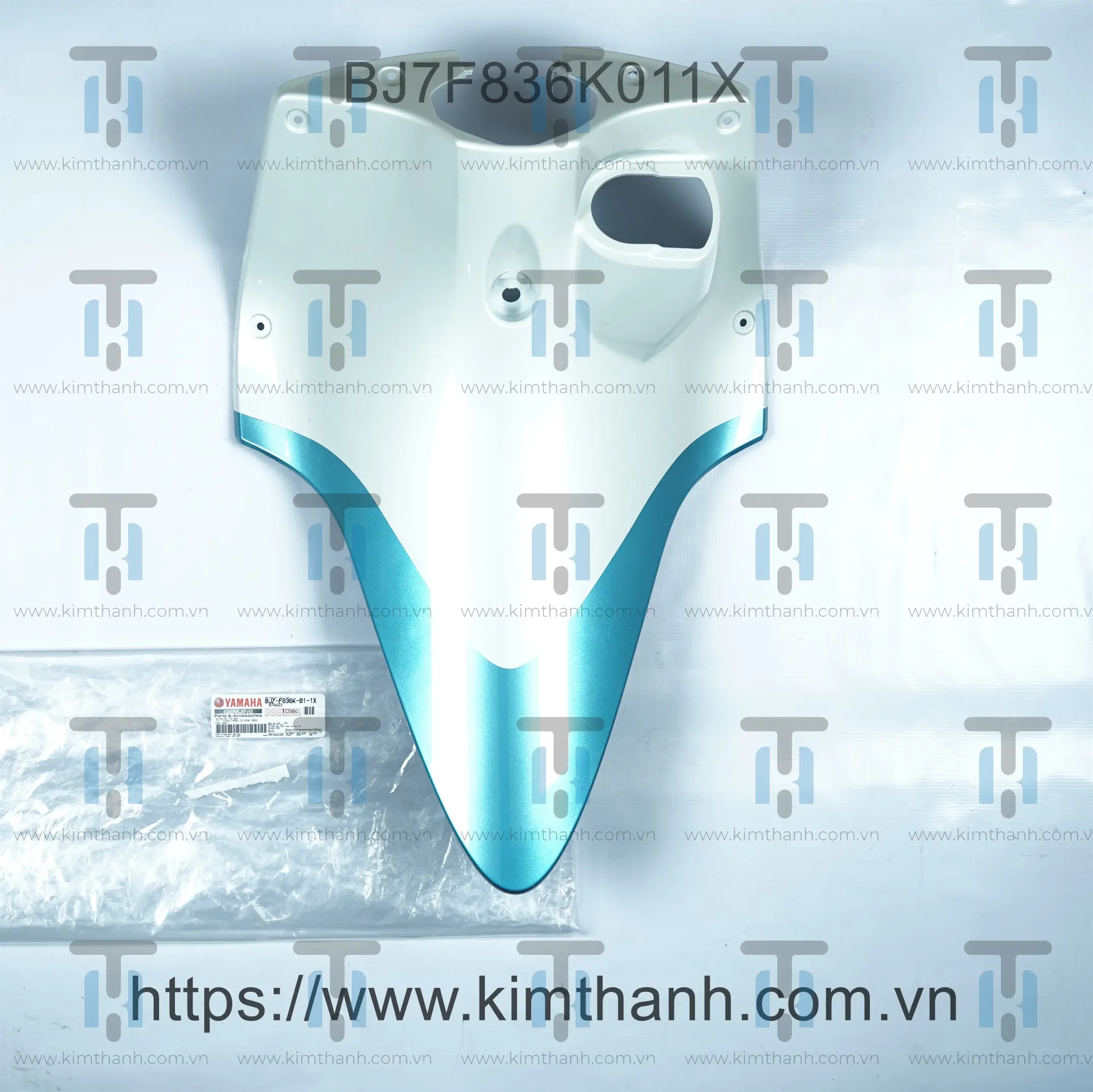 Cốp trên trắng ngọc đậm Janus 2016