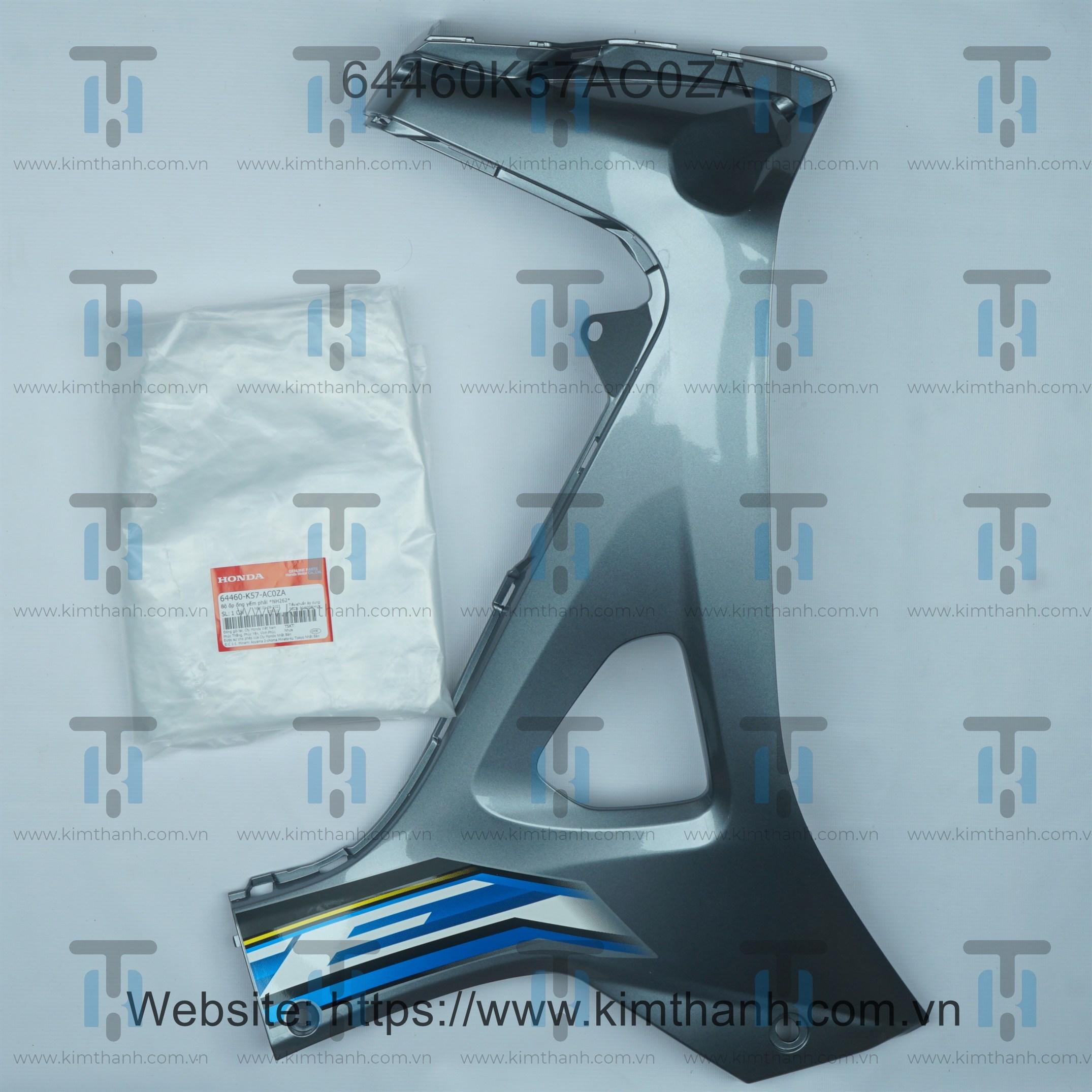 Bững trong đen mờ phải tem xanh xám 2021 Wave Blade 2017