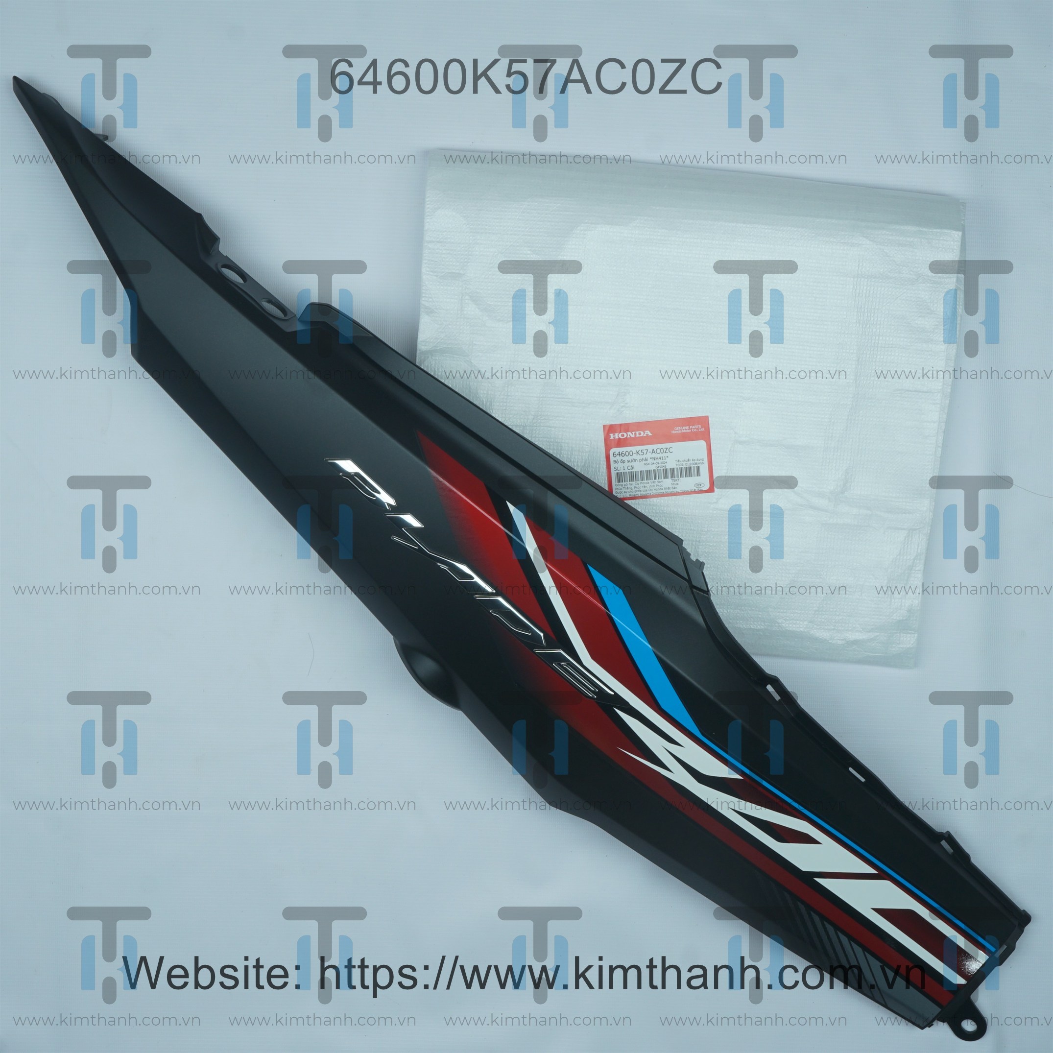 Ốp sườn đen mờ phải tem đô xám 2021 Wave Blade 2017