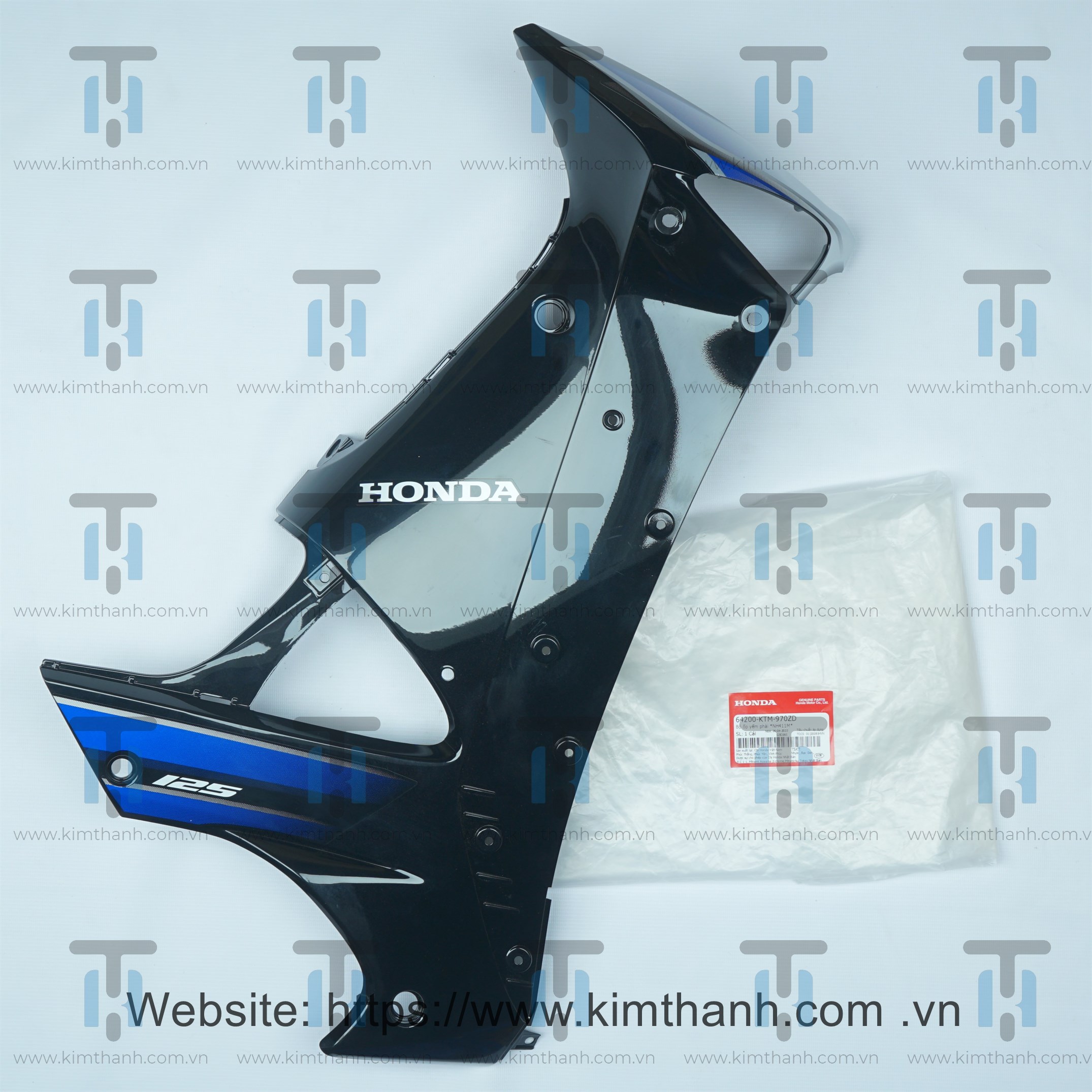 Bững trong đen phải tem bạc 2005 Future Neo 2005