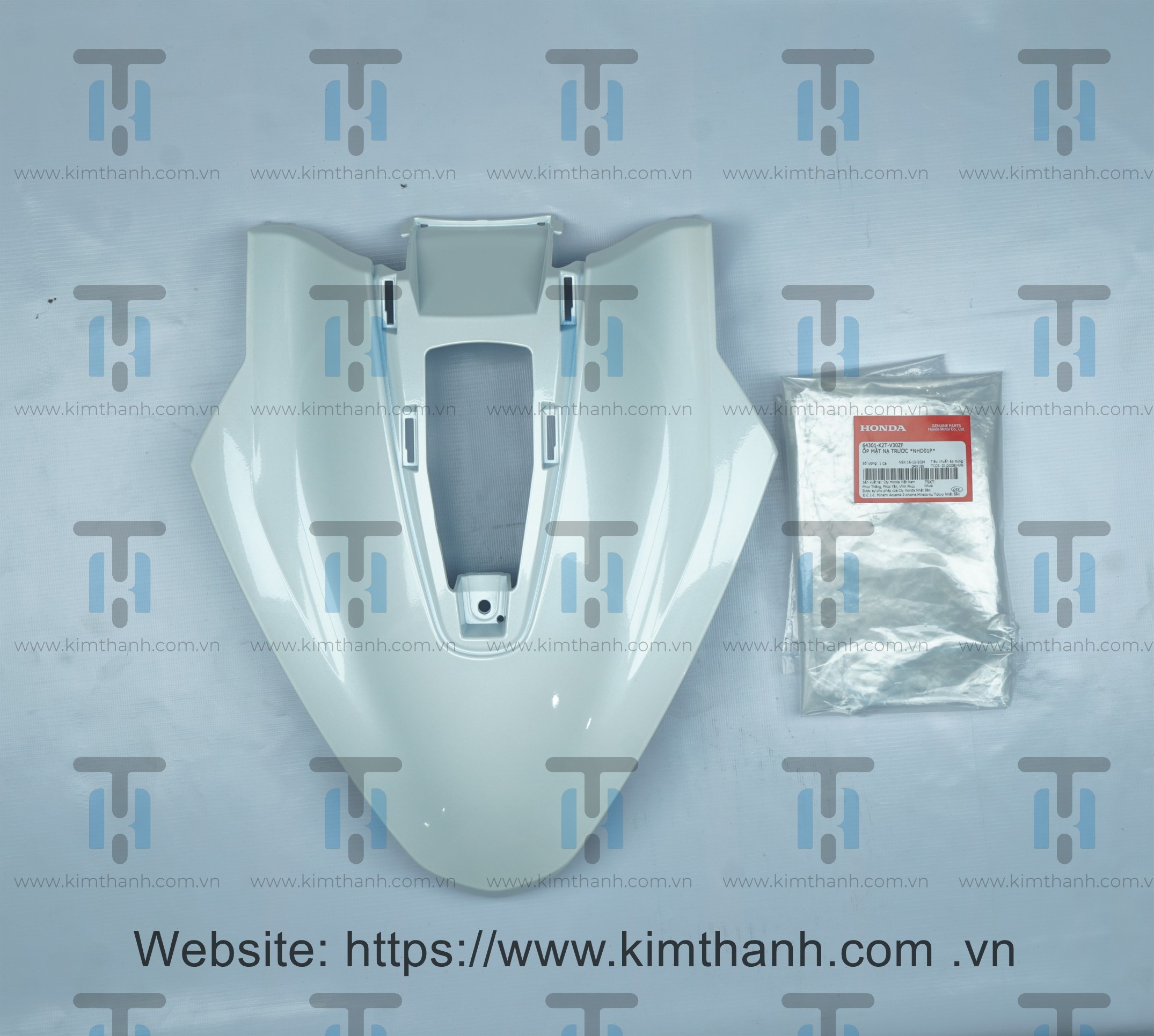 Mặt nạ lớn trắng Lead 2025